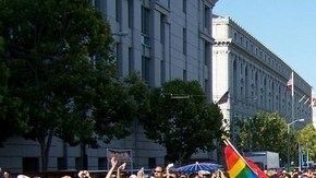 Los inmigrantes indocumentados gay también participan en la lucha por lograr la reforma migratoria.