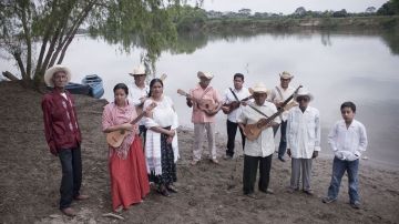 Los Soneros del Tesechoacán en Playa Vicente, Veracruz.