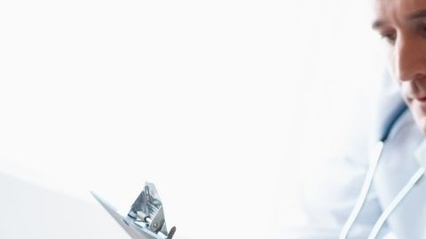 2.6 millones de personas en el estado de Nueva York no tienen seguro de salud, frente a 16 millones que sí tienen.