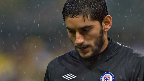 El portero del Cruz Azul, José de Jesús Corona, fue uno de los jugadores que se rumoró pudo haber dado positivo por clembuterol