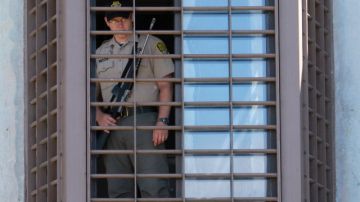 California enfrenta una demanda de parte del Centro de Derechos Constitucionales  por el  extendido castigo en solitario.
