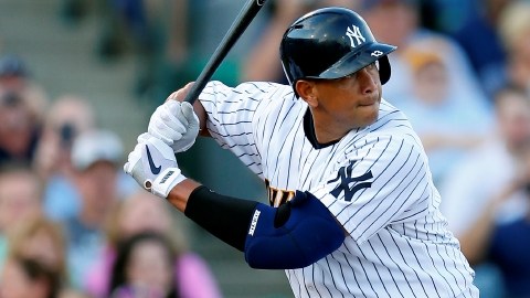 Alex Rodríguez, de origen dominicano y  jugador de los Yanquis de Nueva York,   fue castigado con una suspensión de 211 partidos.