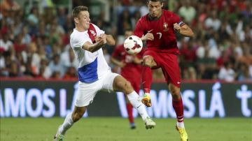 Ronaldo marcó el empate contra Holanda para Portugal en juego amistoso.