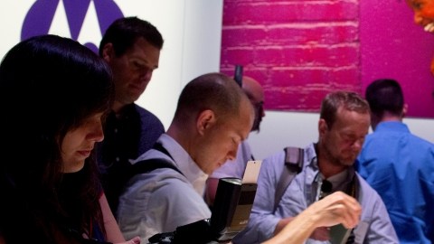 Los móviles inteligentes suponen ya el 51.8% del mercado total mundial de teléfonos.