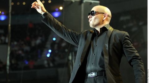 Pitbull forma parte del festival musical H2O este sábado en el centro de la ciudad.