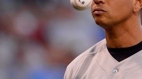 Alex Rodríguez sigue recibiendo golpes por el caso Biogenesis.