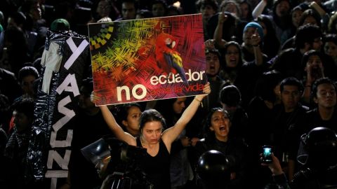 Manifestaciones contra Correa y su iniciativa.