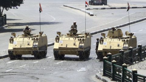 Las protestas en Egipto siguen... y los muertos también.