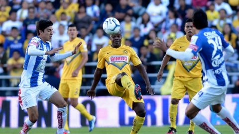 Pachuca y América ofrecen un intenso duelo en el estadio Hidalgo