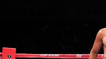 Juan Díaz logró su segunda victoria en su regreso al boxeo profesional.