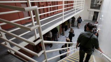 Las autoridades del Departamento de Prisiones de California han sido autorizados para llevar a cabo la "realimentación" de presos.