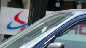 Algunos conductores de Pasadena que usan sus celulares mientras manejan, fueron sorprendidos y multados por la polícia de esa ciudad.