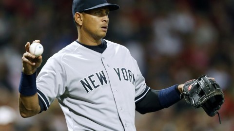 La carta del vicepresidente de MLB fue enviada antes a los medios que al equipo de Rodríguez.