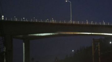 El tráfico de la I-405 contribuyó a impulsar a California como el estado con mayor volumen vehicular de la nación.