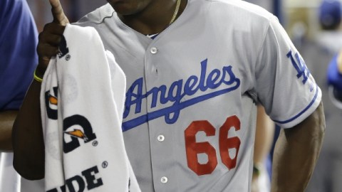 Puig llegó tarde a la práctica previa al juego contra Marlins.