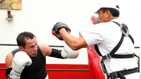 Juan Manuel Márquez entrena para su regreso del 12 de octubre.