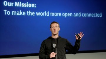 El fundador de la red social, Mark Zuckerberg, dijo que busca darle a la gente el poder de conectarse.