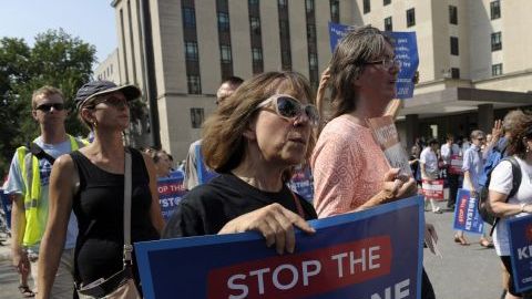 Una protesta contra el oleoducto Keystone XL realizada en Washington el pasado 12 de agosto de 2013.