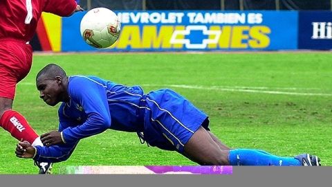 Quiere volver para apoyar a su selección nacional a lograr el boleto al Mundial de Brasil 2014.