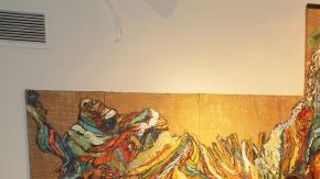 El pintor Mark Strickland presenta durante el verano el mural 'Inmigrantes en las Manos de Dios' en la galería LA Artcore.