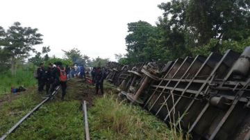 El número de muertos habría llegado a seis según la Alcaldesa de Las Choapas por el descarrilamiento del tren de carga conocido como 'La Bestia'.
