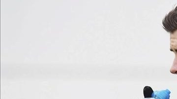 El jugador del Tottenham Gareth Bale, prepara sus maletas para mudarse a España.