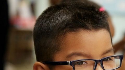 Los padres recibirán entrenamiento básico y apoyo técnico para poder ayudar a sus hijos con sus tabletas.