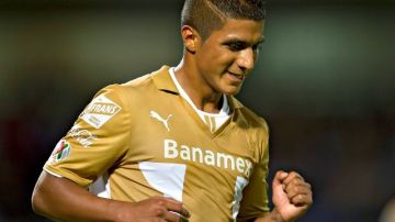 Candido Ramírez celebra su gol en el triunfo 4-0 de Pumas sobre Atlético Potosino