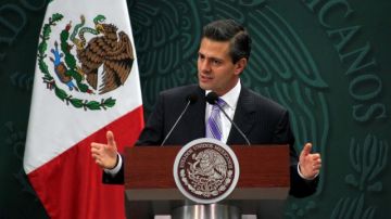 Las movilizaciones provocaron un día más de caos vial en México y el cambio de fecha para rendir el informe presidencial.