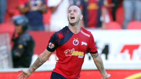 El colombiano Cristian Martínez, del Veracruz, logró la igualada al minuto 90