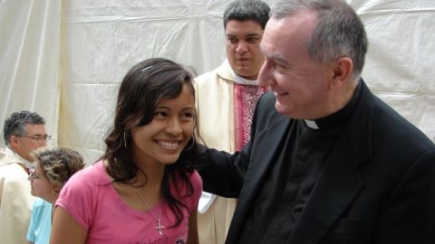 Parolin sustituirá a Tarcisio Bertone el próximo 15 de octubre.