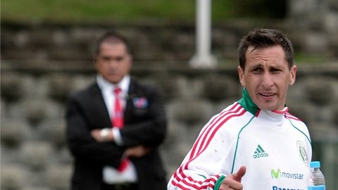 Christian "Chaco" Giménez se pepara para enfrentar a Honduras con la selección mexicana