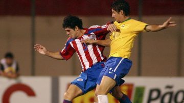 Pablo Aguilar no jugará con Paraguay hasta mejorar su patología.