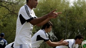 Los jugadores de la selección de Paraguay afinan detalles para su compromiso en las eliminatorias de la Conmebol