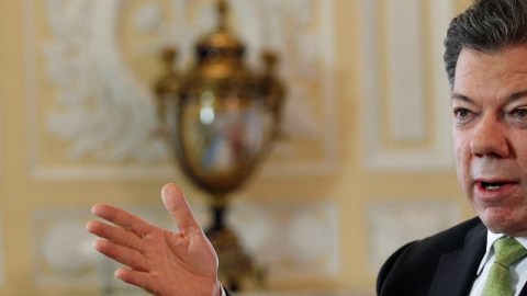 Al presidente Santos le ha bajado el 'rating' de aprobación.