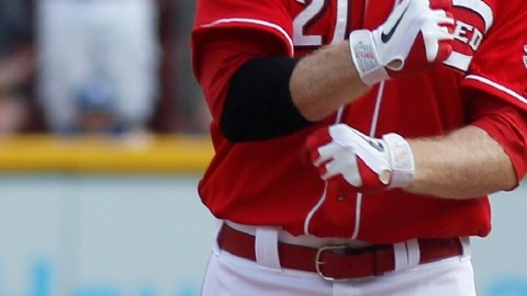 Todd Frazier, feliz  tras pe-gar sencillo del triunfo.