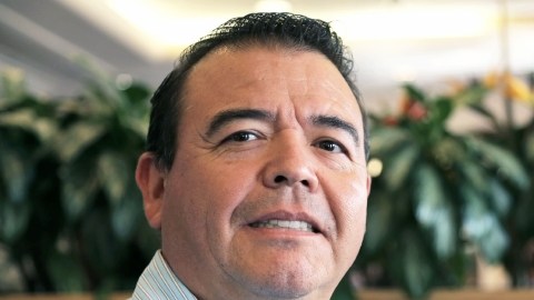 Francisco Manuel Córdova Celaya, Secretario de Turismo para Sinaloa, Mexico, está de visita en Los Ángeles.