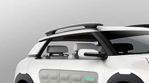 La nueva propuesta de la firma es poner sólo la tecnología necesaria en el auto.