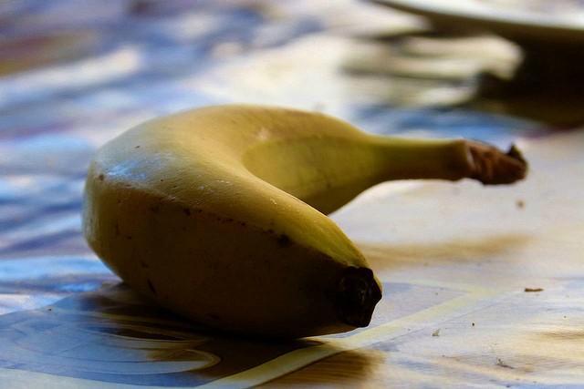 beneficios de la cascara de platano para el acne