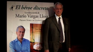 Mario Vargas Llosa presentó en España su nueva novela 'El héroe discreto'.