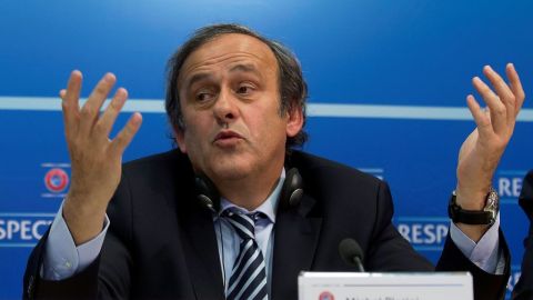 El legendario ex jugador aún no se decide.