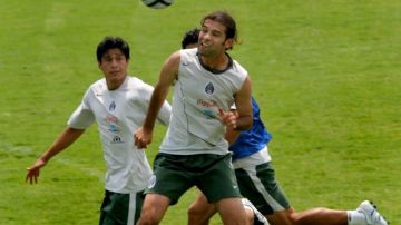 El defensa mexicano Rafael Márquez está de regreso en la selección mexicana