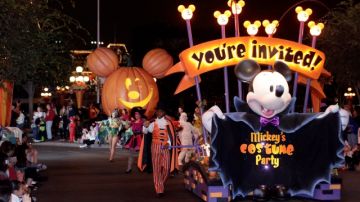 Mickey's Halloween Party  forma parte de la celebración en Disneyland.