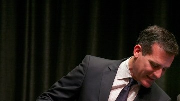 El alcalde de Los Ángeles, Eric Garcetti (izq.) ha dado su apoyo al superintendente del LAUSD, John Deasy.