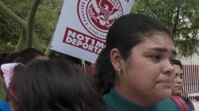 Miles de niños ciudadanos estadounidenses son afectados por la detención y deportación de sus padres.
