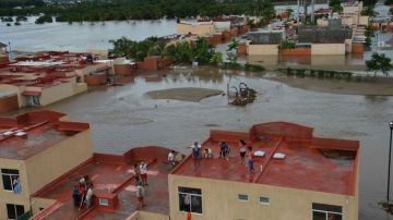 En Acapulco continúan los trabajos de rescate.
