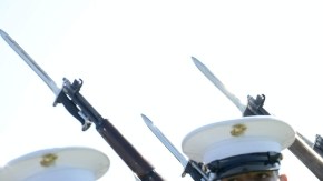 Planean reducir la fuerza uniformada recortando las tropas de una cifra récord de 570 mil en tiempo de guerra a 490 mil para 2017.