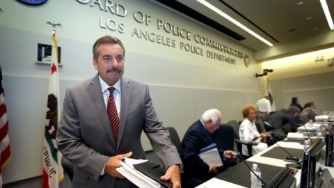 El jefe del Departamento de Policía, Charlie Beck, sigue firme a favor de la Orden redactada y establecida por él.