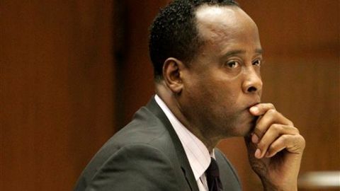 Conrar Murray, el doctor que ha sido acusado de homicidio involuntario por la muerte del 'Rey del pop'.