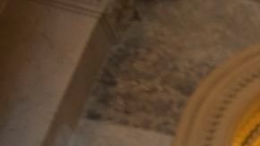 Ted Cruz es entrevistado por los reporteros de la fuente al término de su discurso de 21 horas.